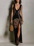 Kleid im Bohemian-Stil mit Print, tiefem V-Ausschnitt und hohem Schlitz