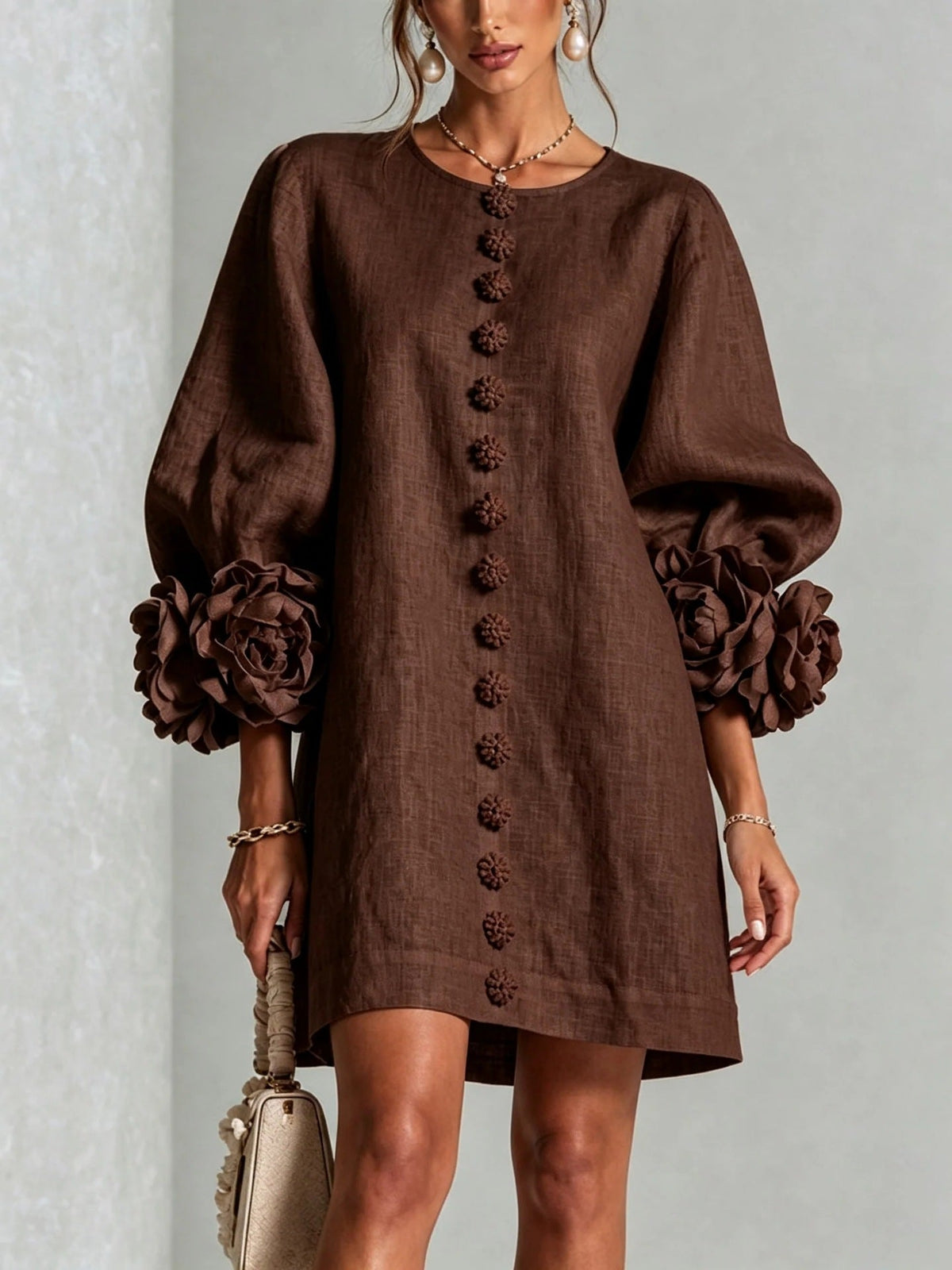 Geblümtes Kleid mit Laternenärmeln und Rundhalsausschnitt