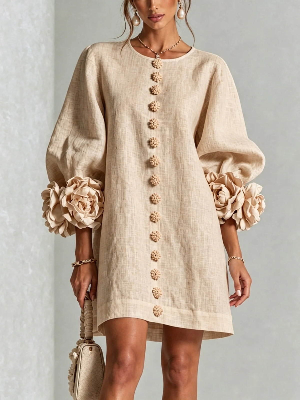 Geblümtes Kleid mit Laternenärmeln und Rundhalsausschnitt