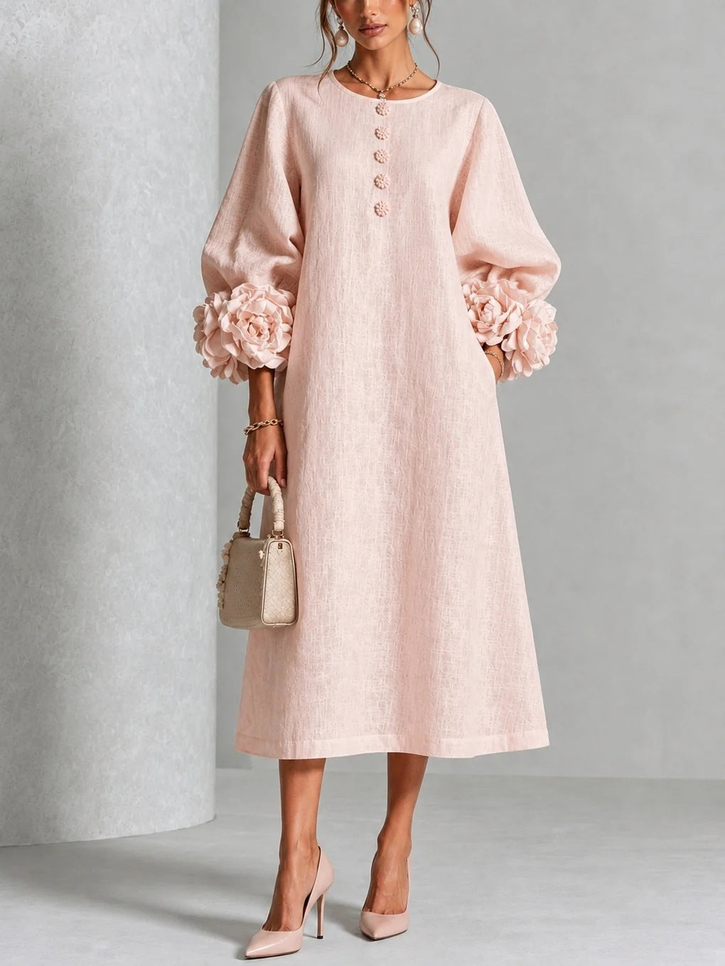 Ladina - Blumiges Midi-Kleid mit Knopfleiste und auffälligen Blumenmanschetten