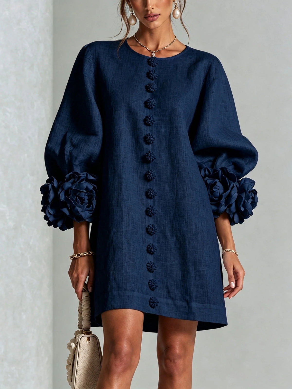 Geblümtes Kleid mit Laternenärmeln und Rundhalsausschnitt